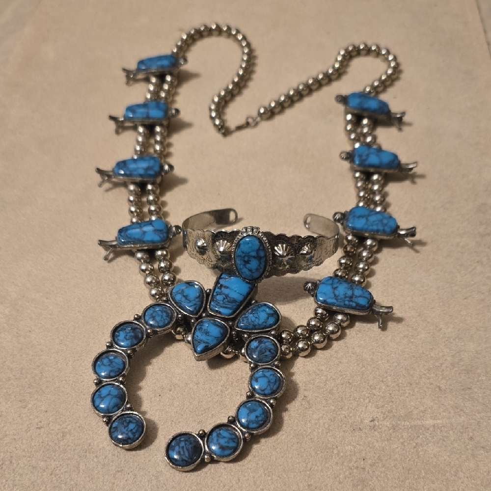 Turquoise and Silver Necklace and Bracelet Set